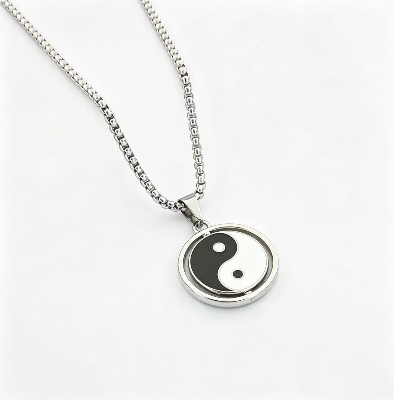 Rotatable Taiji Bagua Pendant Necklace - Image 2