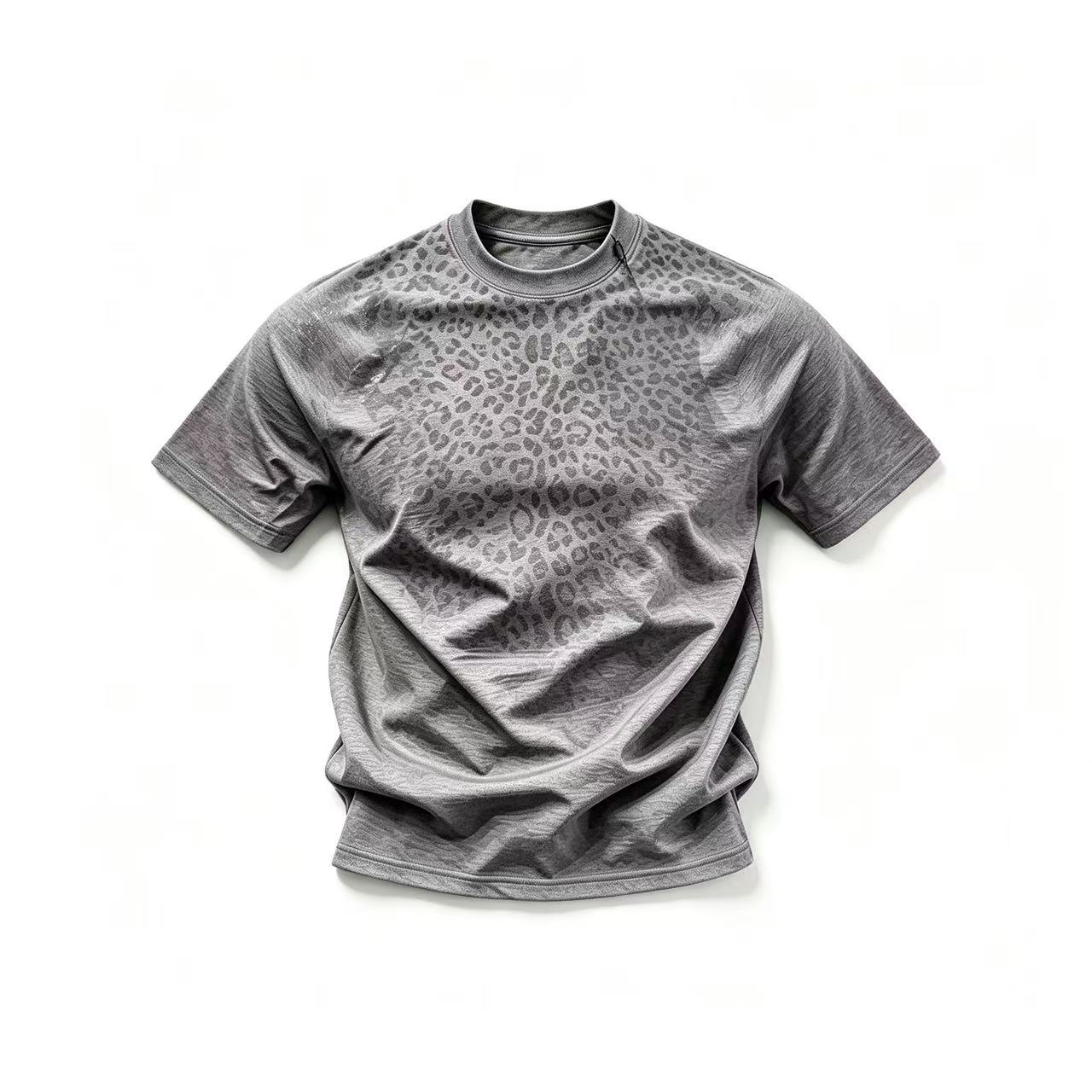 Men's Stretch Quick-Dry T-Shirt with Water-Reveal Leopard Print