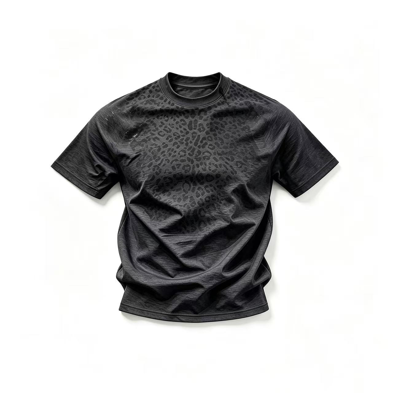 Men's Stretch Quick-Dry T-Shirt with Water-Reveal Leopard Print - Image 2