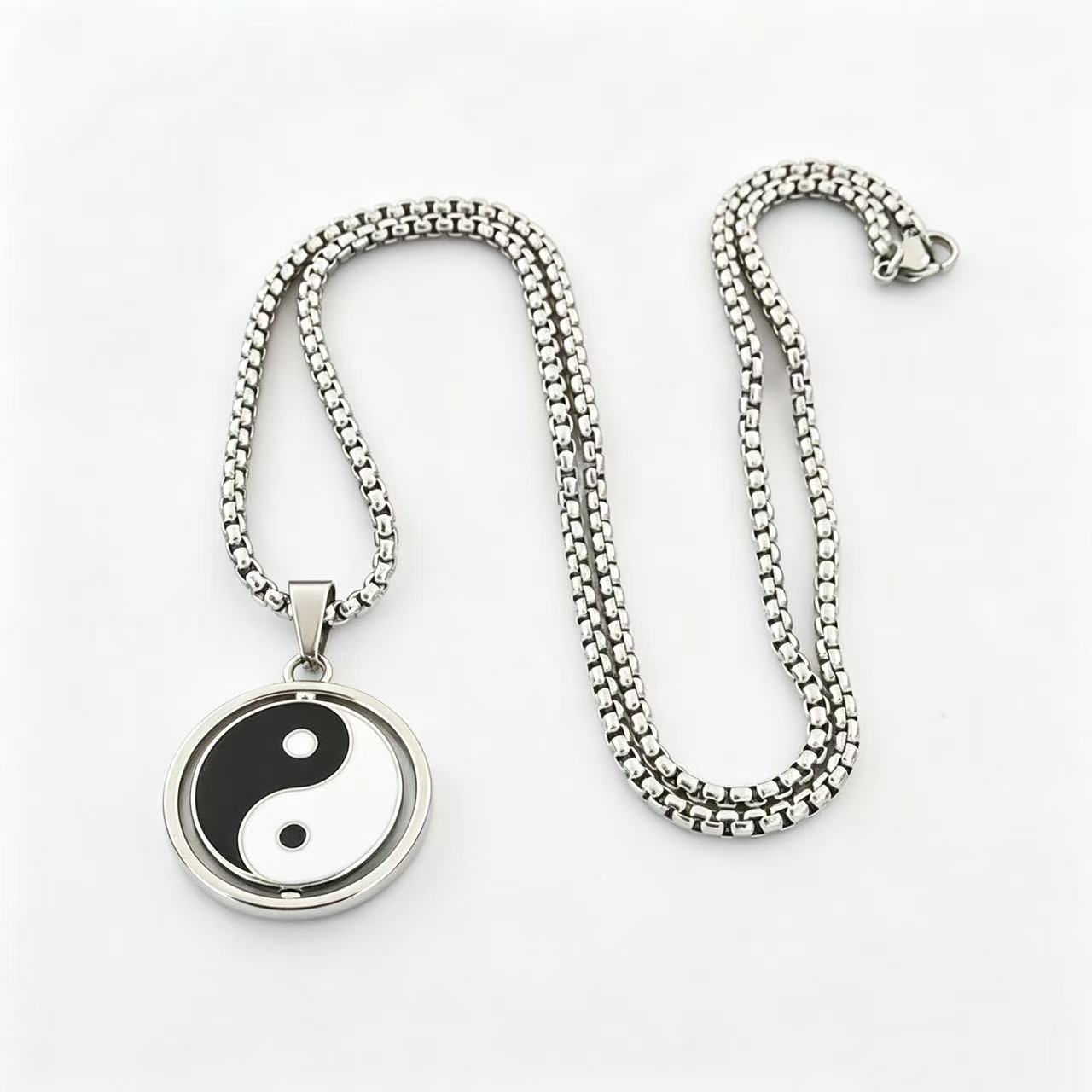 Rotatable Taiji Bagua Pendant Necklace